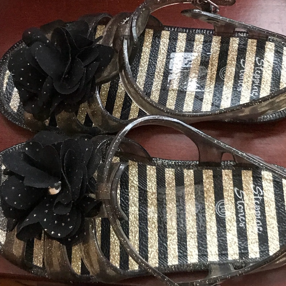 Girl sandals